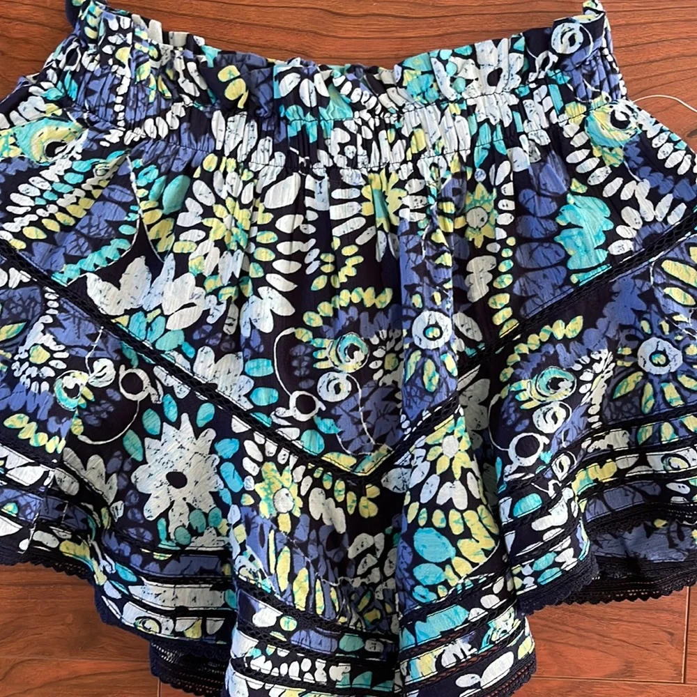 NWOT Aerie Blue and Green Floral Ruffled Skort